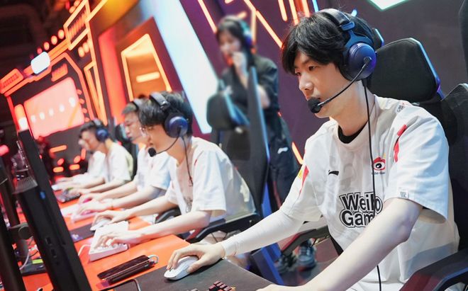 开云-TheShy在切尔西比赛中表现优异，反败为胜引发热议！-开云