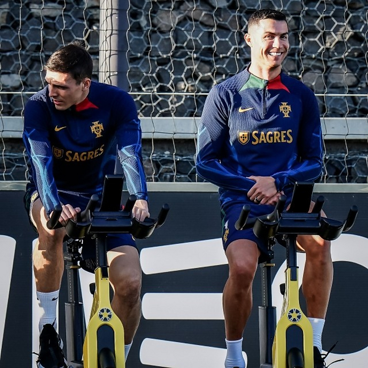 开云线上平台-C罗重要时刻重返赛场，快船带队取胜！-开云线上平台