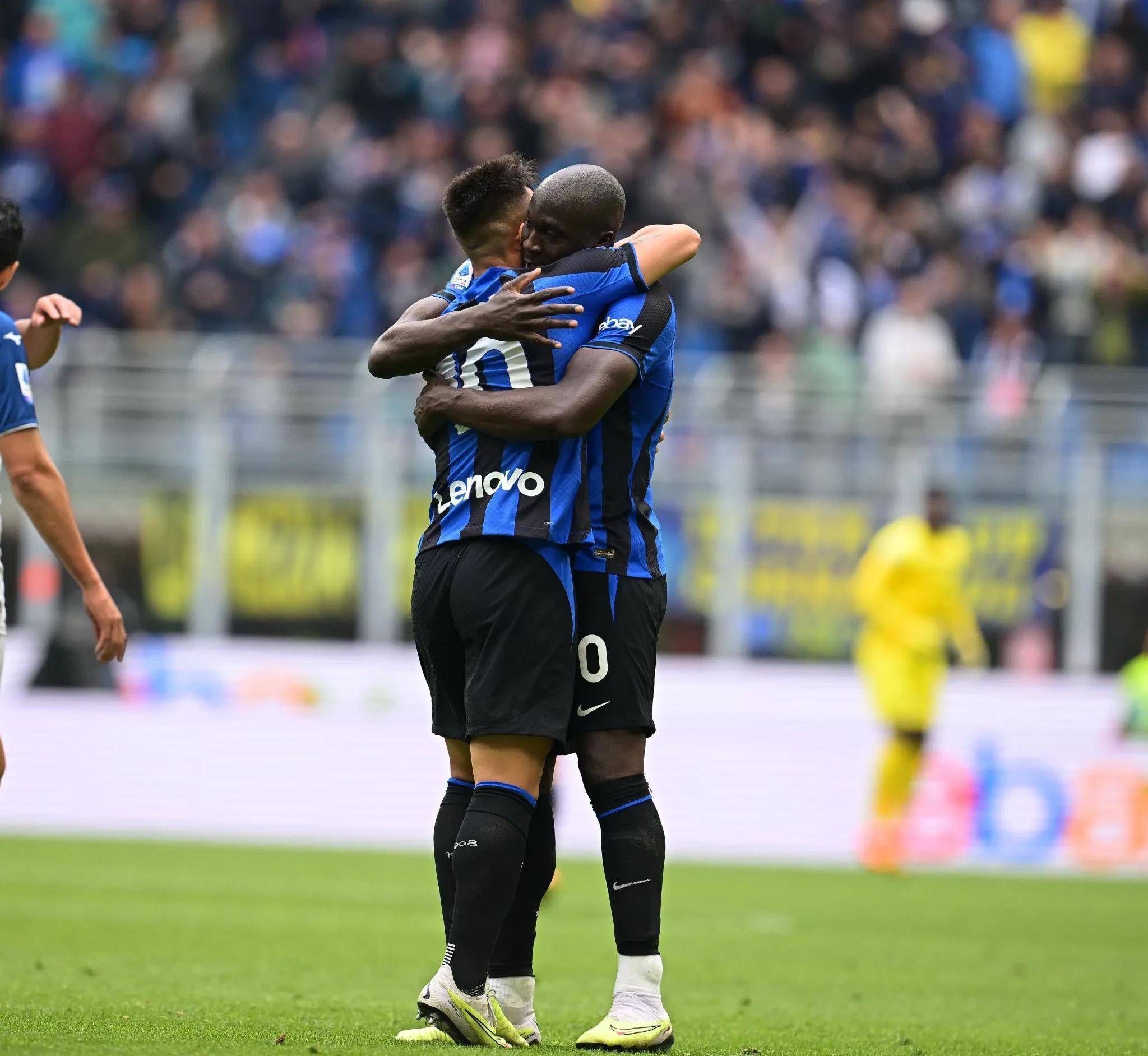 开云线上官网-拉齐奥发布备战花絮，转会期门线救险，欧超杯任务艰巨，轮换策略成焦点的简单介绍-开云线上官网