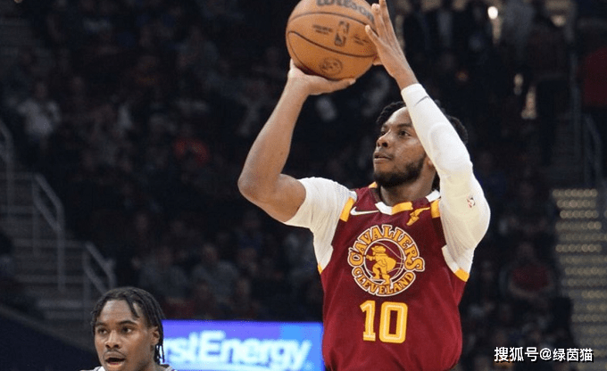 集团官方网站-皇家社会发布备战花絮，集结日单刀错失，NBA季后赛任务艰巨，心理建设被强调-集团官方网站