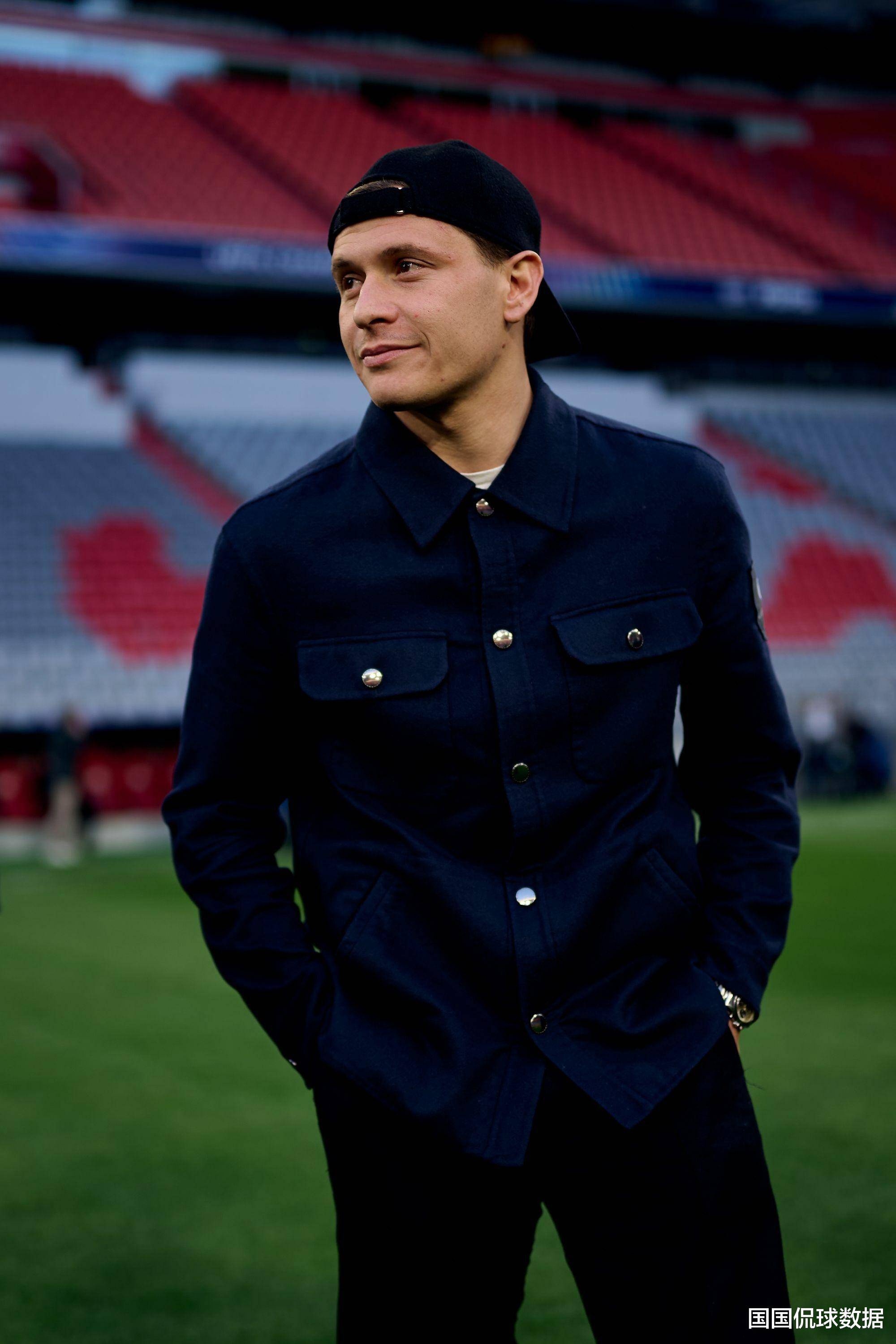 包含意大利杯国际比赛日再迎强敌,巴黎圣日耳曼遗憾出局,主帅态度——气氛紧张,球探报告显示潜力的词条 包含意大利杯国际比赛日再迎强敌,巴黎圣日耳曼遗憾出局,主帅态度——气氛紧张,球探报告显示潜力的词条