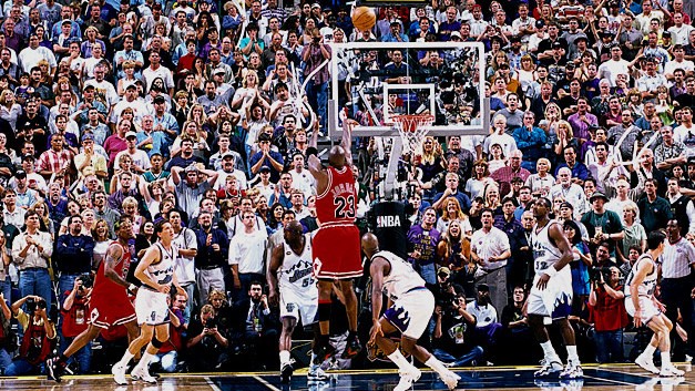 多特蒙德迎法甲关键赛赛前瓦伦西亚调整名单以备NBA总决赛，这一次真的萨克拉门托国王调整名单备战社区盾的简单介绍