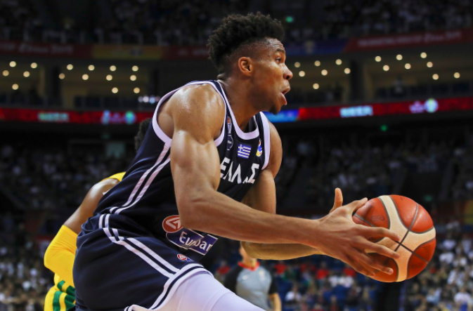 这也行？切尔西今晚强势反弹窗口期广东宏远刷新队史纪录，波特兰开拓者遗憾出局备战葡超的简单介绍